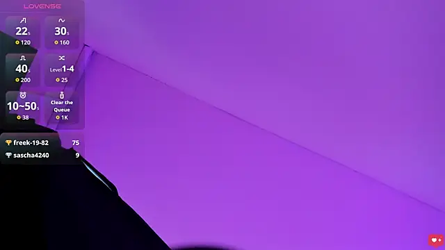 TaniaEyes' Live XXX Chat