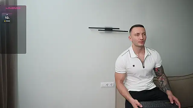 _diferente_: απευθείας συνομιλία ΧΧΧ