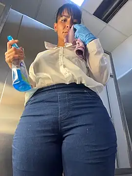 LuxeBrunetteXXX লাইভ XXX চ্যাট