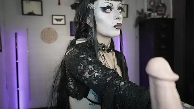 insania_9999_'s Live XXX Chat
