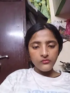 دردشة KittyBby14 الجنسية المباشرة