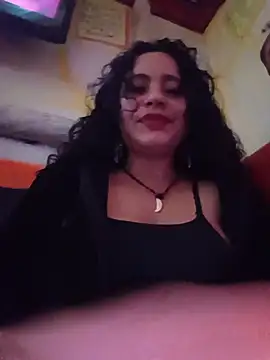 Yaya_watson's Live XXX Chat