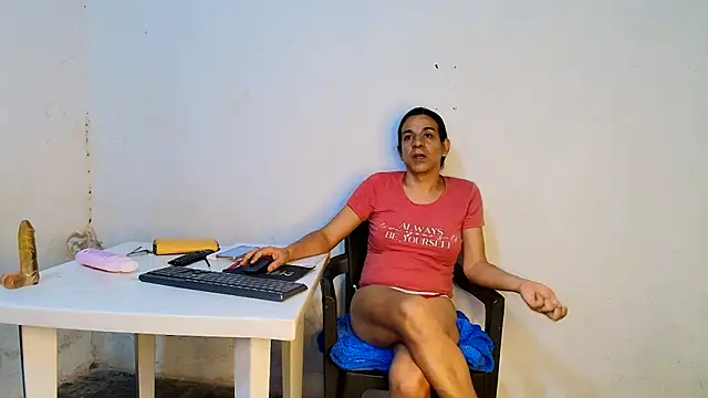 Oh_Tique's Webcam Show