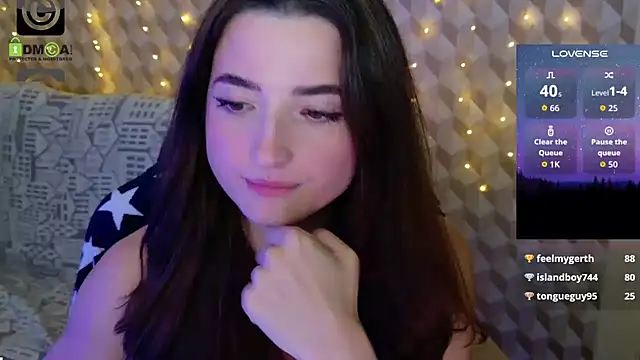 Chat XXX en directo de GoldieHoshie