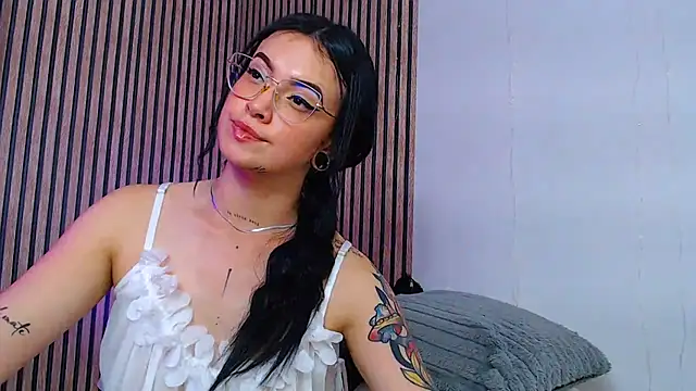 Isa_Maiden1's Live XXX Chat