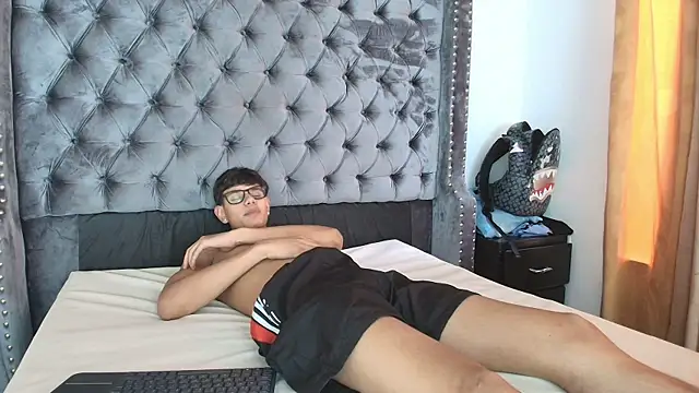 แชท XXX สดของ Lenny_knox2