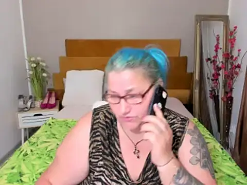 Sugarmommy_69X's Live XXX Chat