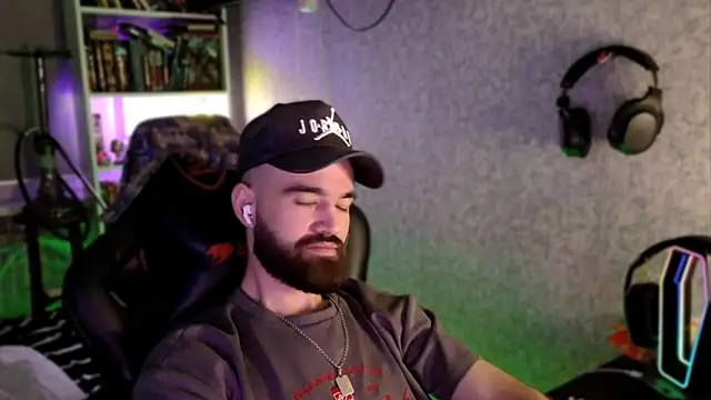 Živý XXX chat _Serious_Man