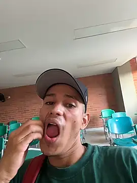 HarryGaze Live XXX-chat