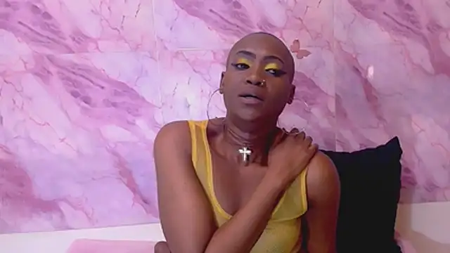 XXX chat uživo modela EbonyOlive69