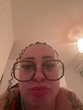 queenlo_xxx Live XXX-Chat