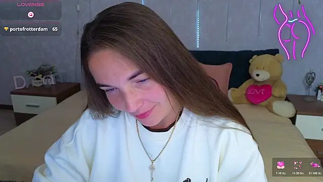 Rysalochkaa's Live XXX Chat