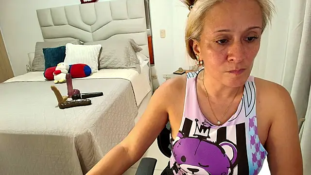 Naty_Stone Chat XXX in diretta