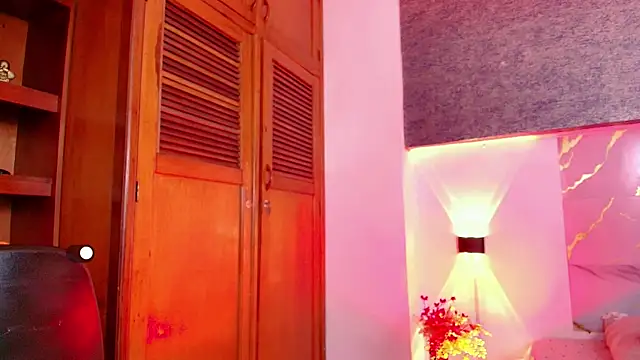 دردشة Skyee_angel الجنسية المباشرة