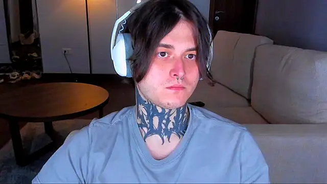 XXX chat uživo modela _torfin_