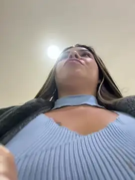 Chat XXX en directo de Ariana-07