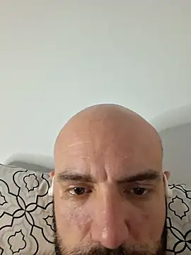 Robsonitj90's Live XXX Chat