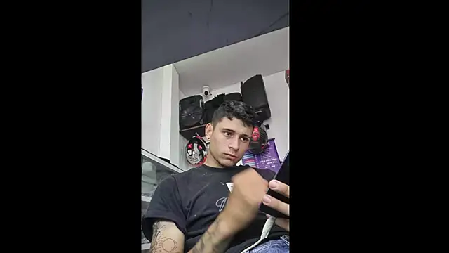 tom_latin Live XXX-chat