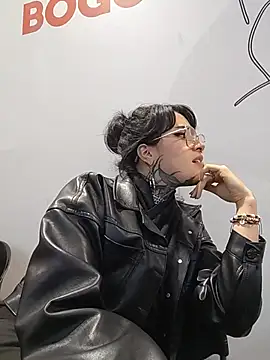 XXX chat uživo modela taaylor33