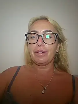 XXX chat uživo modela Molliexo