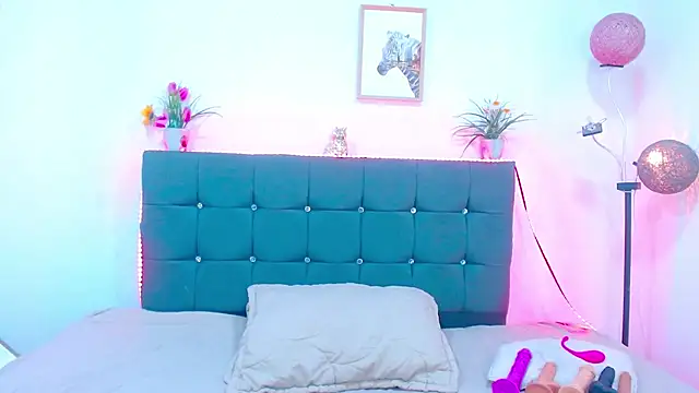 candy_lux_ Adlı Modelin Canlı XXX Sohbeti