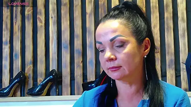 XXX chat uživo modela Tory_Lovi