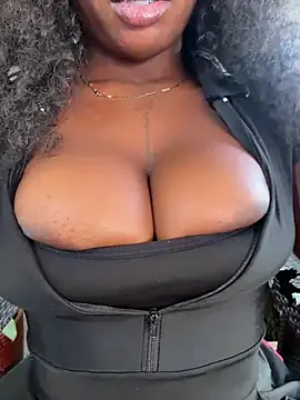 XXX chat uživo modela darle_volant