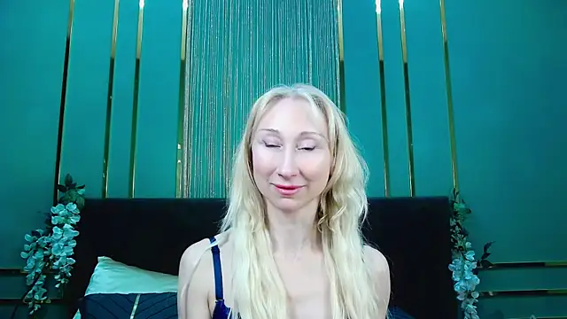 KissDreamm Adlı Modelin Canlı XXX Sohbeti