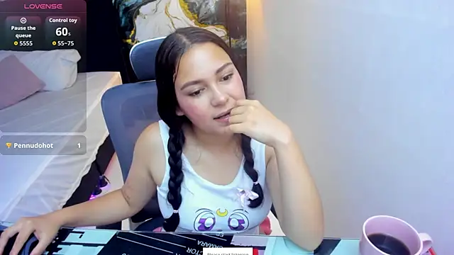 Chat XXX Live Littlee_Noemi
