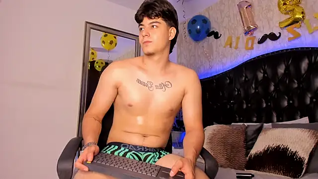 MaxCruz_ Chat XXX live