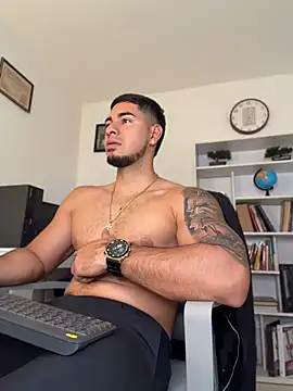 Dimitri_Colleman Show in webcam