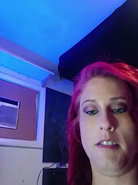 BusyB1983 Live XXX-chat