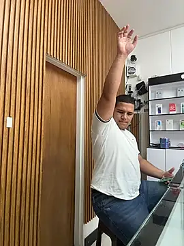 Patricio_02 Live XXX-Chat