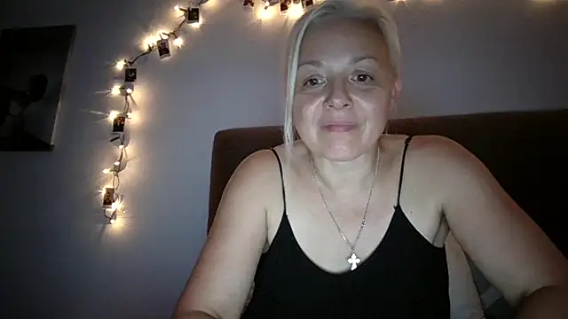Chat XXX en directo de Linsy_Kim