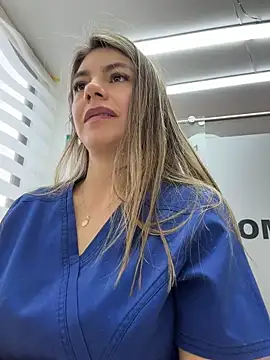 alicee16's Live XXX Chat