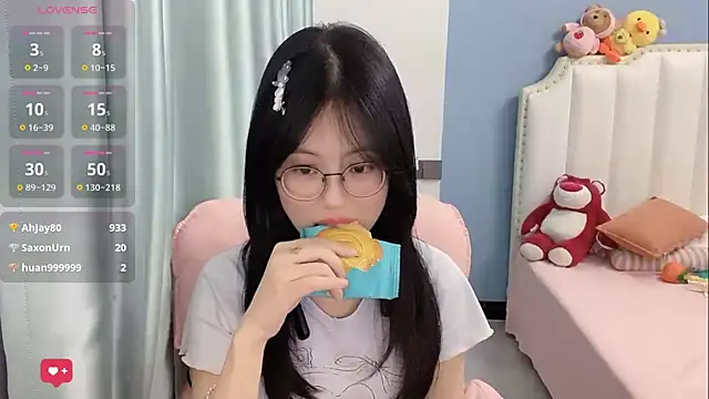 Luna-666's Live XXX Chat