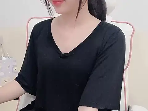 XXX chat uživo modela Yuyu-baobei