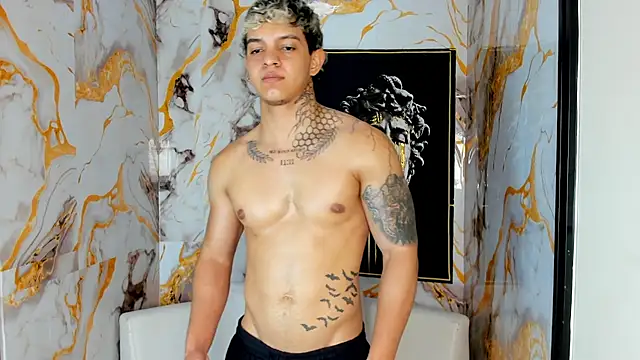 Chat +18 de Noah__Browm ao vivo
