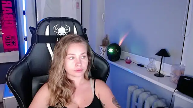 Chat XXX en directo de holly_xglam