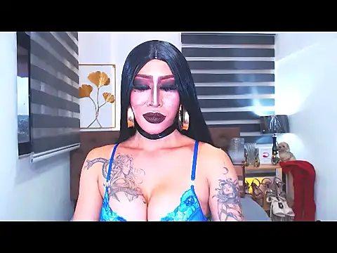 DominateMistressTania Chat XXX in diretta