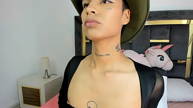 Exotic__April Live XXX Chat