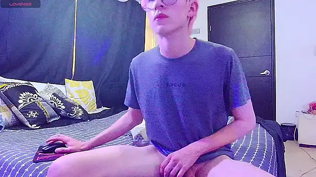 axell_stone_ live XXX chat