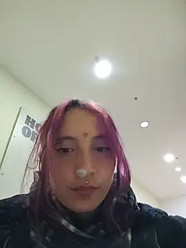 _Laary_Lily's Live XXX Chat