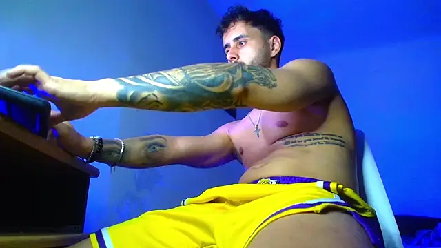 Chatroom XXX en direct de XanderCage99