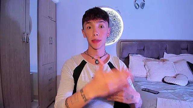 Timothy_ros XXX чат на живо