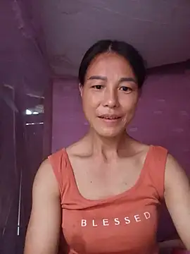 Lily-ly 现场XXX聊天