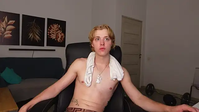 Вебкам-шоу Eddie_Soltero