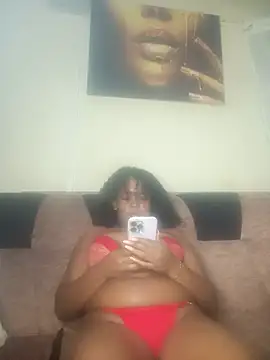 צ'אט XXX בשידור חי של Mitchellebustybabe