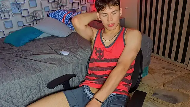 Chat XXX en directo de LoganSteel_
