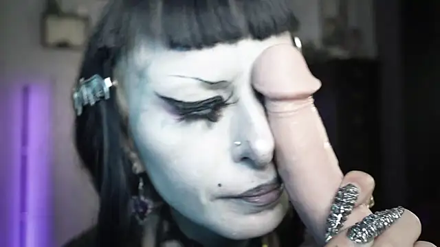 insania_9999_ XXX чат на живо